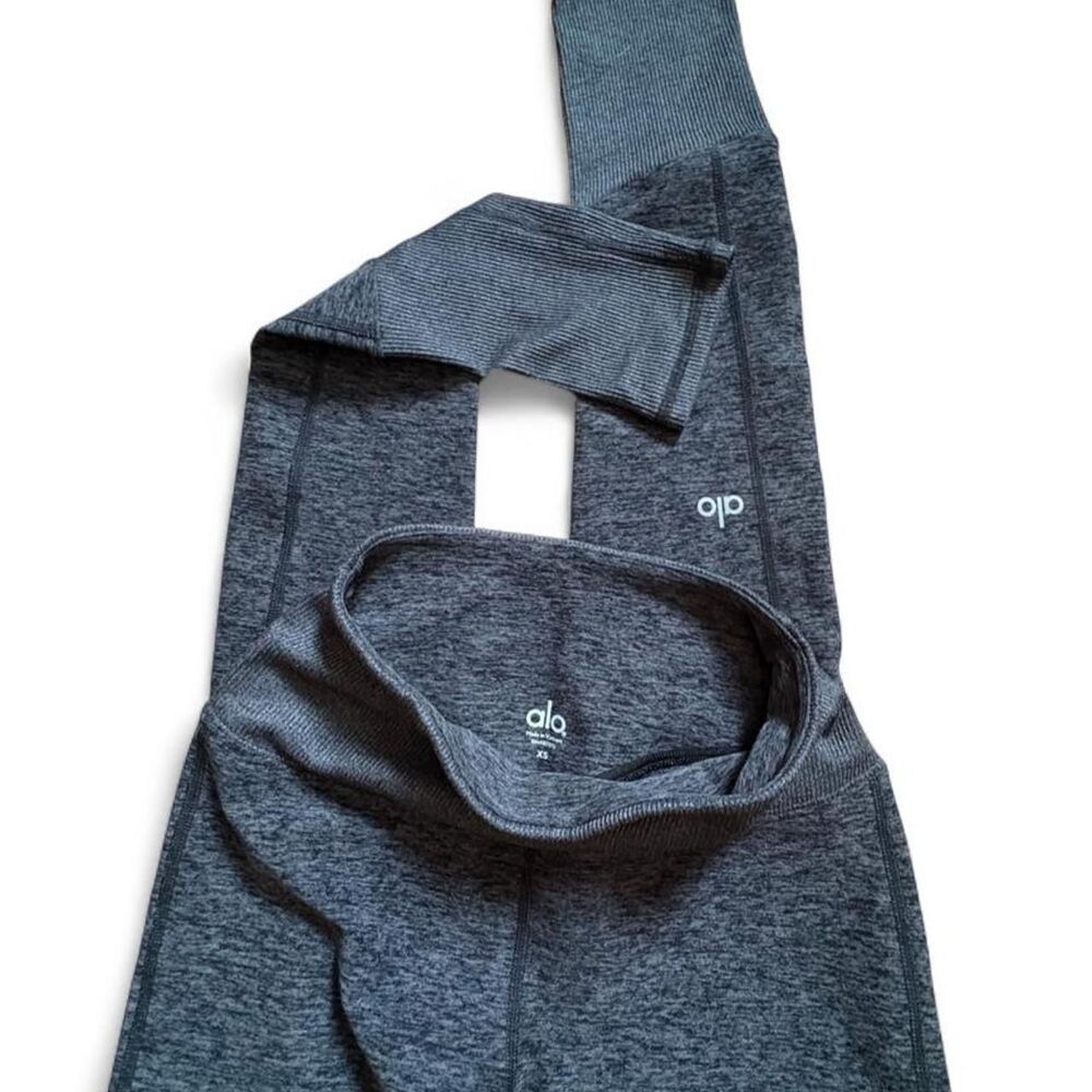 Alo-yoga Women's Grey and Black Leggings